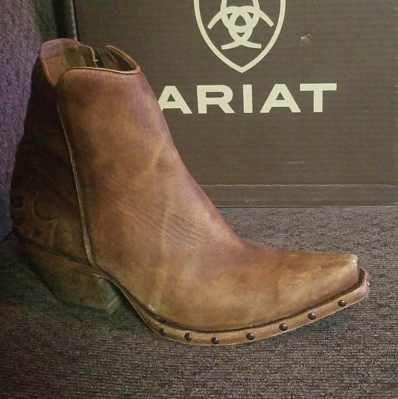 ariat fenix bootie